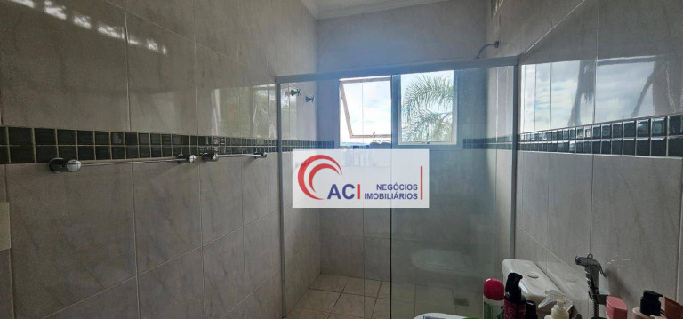 Imagem Casa com 3 Quartos à Venda, 380 m² em Vila Verde - Itapevi Imagem Casa com 3 Quartos à Venda, 380 m² em Vila Verde - Itapevi