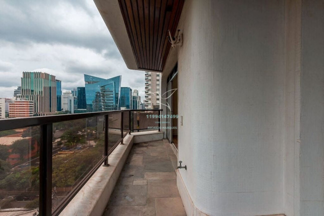 Imagem Apartamento com 3 Quartos à Venda, 185 m² em Itaim Bibi - São Paulo
