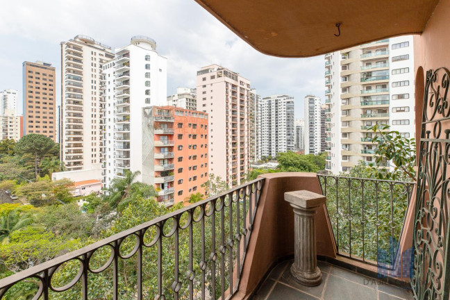 Imagem Apartamento com 3 Quartos à Venda, 210 m² em Moema - São Paulo Imagem Apartamento com 3 Quartos à Venda, 210 m² em Moema - São Paulo