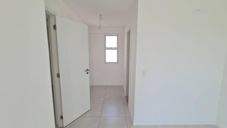 Imagem Apartamento com 3 Quartos à Venda, 90 m²em Guararapes - Fortaleza