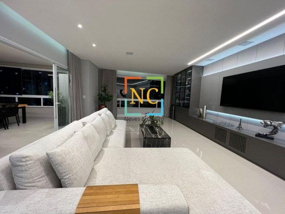 Imagem Imóvel com 3 Quartos à Venda, 215 m² em Barreiros - São José