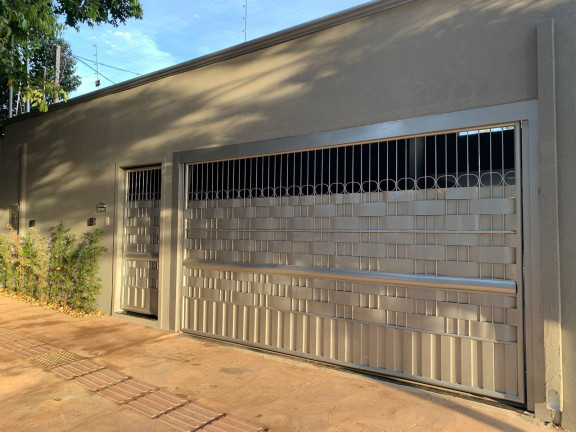 Casa com 3 Quartos à Venda, 172 m² em Parque Residencial Maria Aparecida Pedrossian - Campo Grande