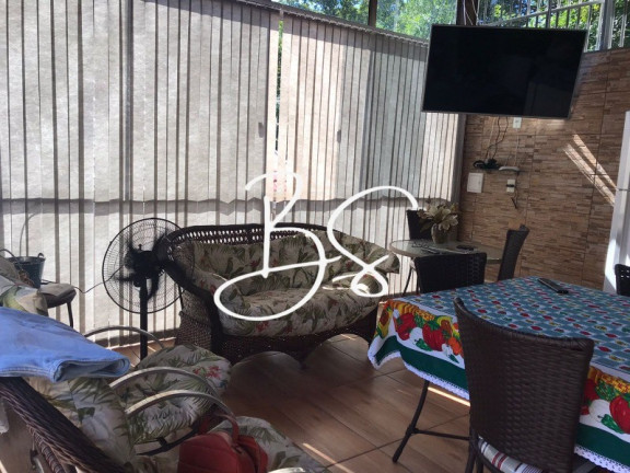 Imagem Casa com 3 Quartos à Venda, 450 m² em Viaduto - Igrejinha