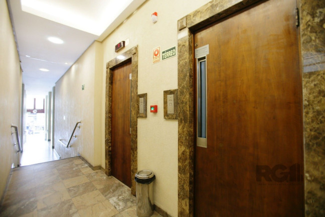Imagem Apartamento com 3 Quartos à Venda, 128 m² em Centro Histórico - Porto Alegre