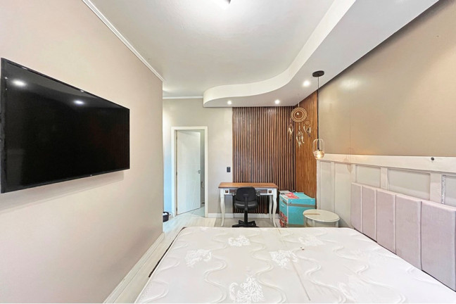 Imagem Apartamento com 3 Quartos à Venda, 85 m² em Menino Deus - Porto Alegre Imagem Apartamento com 3 Quartos à Venda, 85 m² em Menino Deus - Porto Alegre