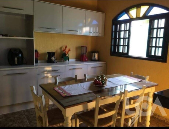 Imagem Casa com 3 Quartos à Venda, 290 m² em Poiares - Caraguatatuba Imagem Casa com 3 Quartos à Venda, 290 m² em Poiares - Caraguatatuba