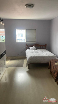 Casa com 3 Quartos para Alugar, 109 m² em Centro - Jacareí