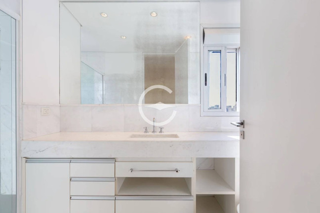 Imagem Apartamento com 3 Quartos à Venda, 182 m² em Vila Nova Conceição - São Paulo Imagem Apartamento com 3 Quartos à Venda, 182 m² em Vila Nova Conceição - São Paulo