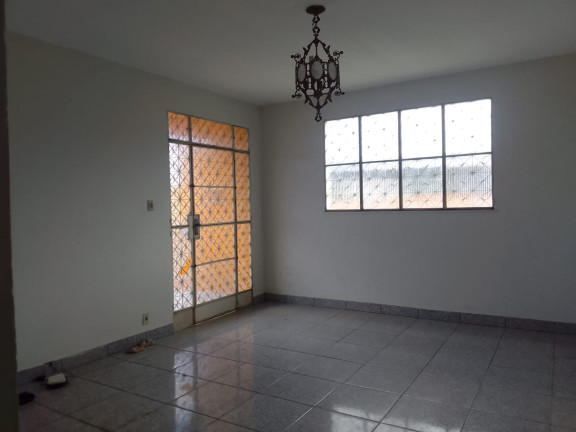 Sobrado com 2 Quartos para Alugar,  em Guaratiba - Rio De Janeiro