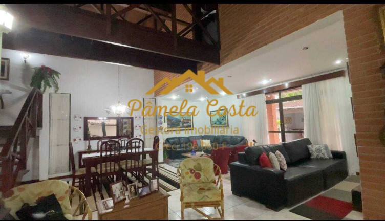 Sobrado com 4 Quartos à Venda, 320 m² em Jardim Enseada - Guarujá