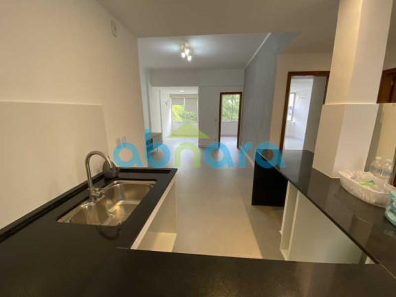 Imagem Apartamento com 2 Quartos à Venda, 65 m² em Copacabana - Rio De Janeiro Imagem Apartamento com 2 Quartos à Venda, 65 m² em Copacabana - Rio De Janeiro