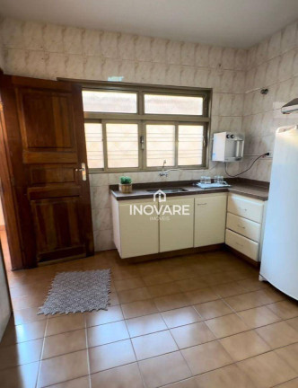 Imagem Casa com 3 Quartos à Venda, 303 m² em Setor Central - Itumbiara Imagem Casa com 3 Quartos à Venda, 303 m² em Setor Central - Itumbiara