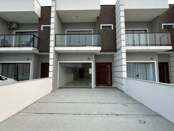 Casa com 3 Quartos à Venda, 119 m² em Costeira - Balneário Barra Do Sul