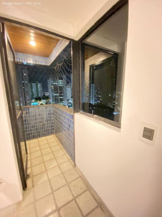 Imagem Apartamento com 4 Quartos à Venda, 201 m² em Aflitos - Recife