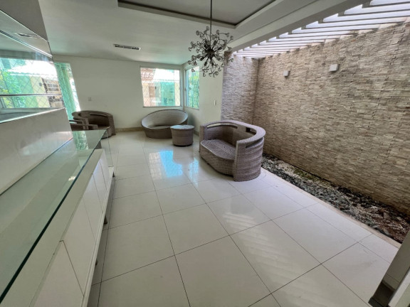 Imagem Casa com 4 Quartos à Venda, 428 m² em Parque Manibura - Fortaleza Imagem Casa com 4 Quartos à Venda, 428 m² em Parque Manibura - Fortaleza