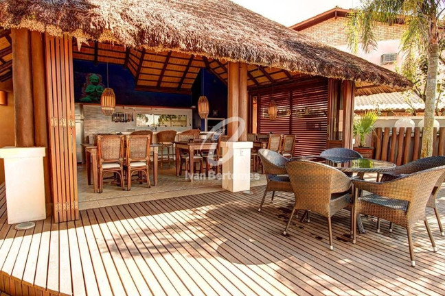 Imagem Casa com 5 Quartos para Temporada, em Canto Grande - Bombinhas Imagem Casa com 5 Quartos para Temporada, em Canto Grande - Bombinhas
