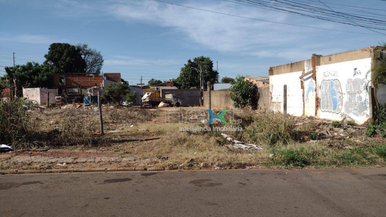 Terreno à Venda, 804 m² em Parque Dos Laranjais - Campo Grande