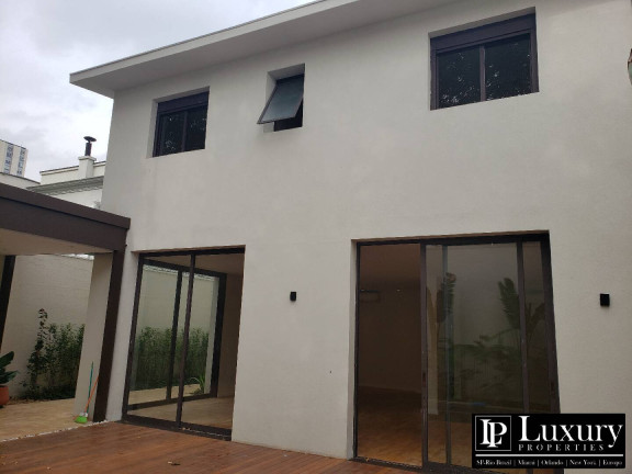 Imagem Casa com 4 Quartos à Venda, em Jardim Europa - São Paulo Imagem Casa com 4 Quartos à Venda, em Jardim Europa - São Paulo