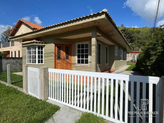 Imagem Casa com 3 Quartos à Venda, 125 m² em Vargem Grande - Teresópolis Imagem Casa com 3 Quartos à Venda, 125 m² em Vargem Grande - Teresópolis
