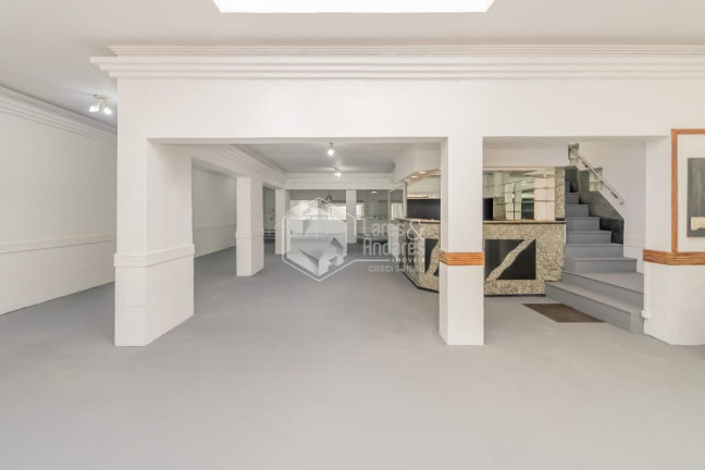Imóvel Comercial à Venda, 560 m² em Vila Olímpia - São Paulo