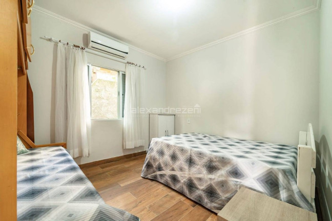 Imagem Casa com 2 Quartos à Venda, 110 m² em Bombas - Bombinhas Imagem Casa com 2 Quartos à Venda, 110 m² em Bombas - Bombinhas