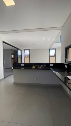 Imagem Sobrado com 3 Quartos à Venda, 192 m² em Santa Mônica - Caçapava