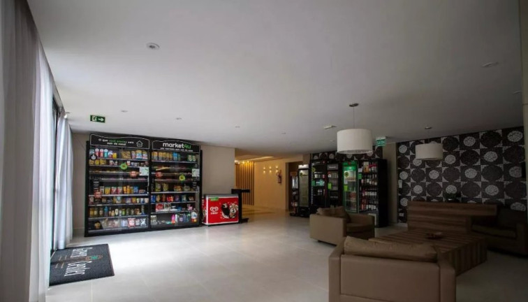 Imagem Apartamento com 2 Quartos à Venda, 50 m² em Centro - Curitiba