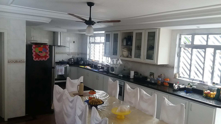 Imagem Casa com 5 Quartos à Venda, 400 m² em Santa Maria - Santos