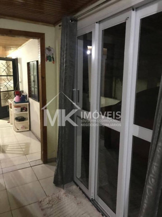 Imagem Casa com 3 Quartos à Venda, 420 m² em Vila Fuck - Piraquara Imagem Casa com 3 Quartos à Venda, 420 m² em Vila Fuck - Piraquara