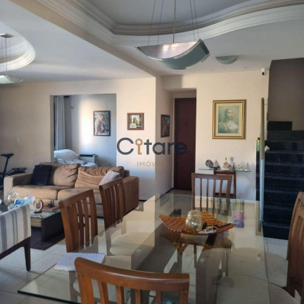 Imagem Casa com 4 Quartos à Venda, 217 m² em Edson Queiroz - Fortaleza Imagem Casa com 4 Quartos à Venda, 217 m² em Edson Queiroz - Fortaleza