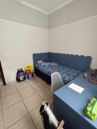 Imagem Casa com 3 Quartos à Venda, 145 m² em Jardim Murayama Iii - Mogi Mirim Imagem Casa com 3 Quartos à Venda, 145 m² em Jardim Murayama Iii - Mogi Mirim