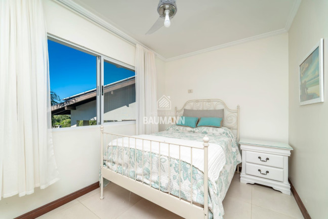 Imagem Casa com 7 Quartos à Venda, 408 m² em Centro - Bombinhas
