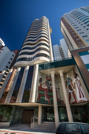 Imagem Apartamento com 3 Quartos à Venda, 597 m² em Centro - Balneário Camboriú Imagem Apartamento com 3 Quartos à Venda, 597 m² em Centro - Balneário Camboriú
