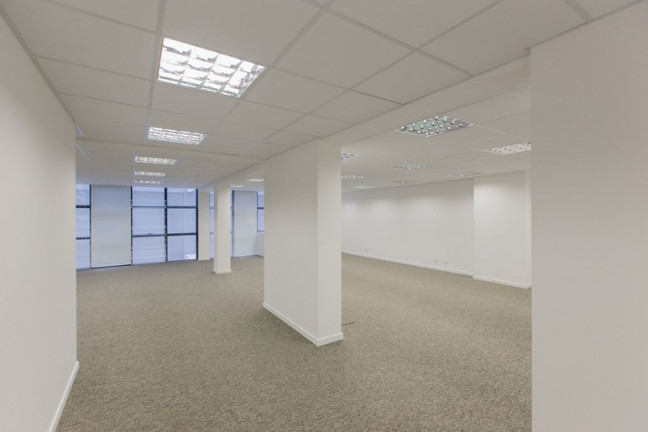 Imagem Sala Comercial à Venda, 80 m² em Centro - Curitiba Imagem Sala Comercial à Venda, 80 m² em Centro - Curitiba