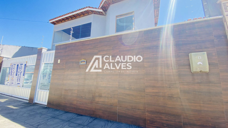 Imagem Casa com 5 Quartos à Venda, 200 m² em Cidade Nova - Feira De Santana