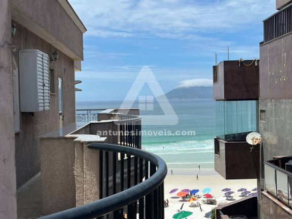 Apartamento com 6 Quartos à Venda, 210 m² em Cabo Frio