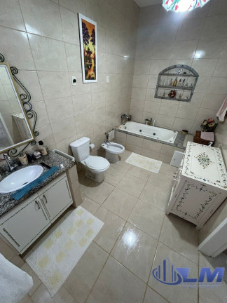 Imagem Casa com 4 Quartos à Venda, 337 m² em Santa Mônica - Guarapari