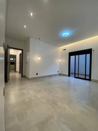 Casa com 3 Quartos à Venda, 185 m² em Setor Três Marias - Goiânia