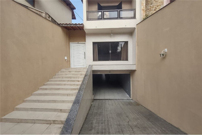 Imagem Casa com 4 Quartos à Venda, em Sítio Da Figueira - São Paulo Imagem Casa com 4 Quartos à Venda, em Sítio Da Figueira - São Paulo