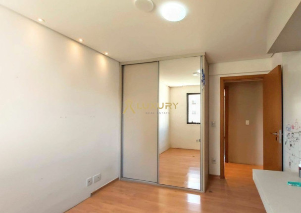 Imagem Imóvel com 3 Quartos à Venda, 105 m² em Buritis - Belo Horizonte