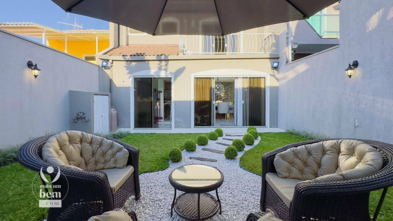 Imagem Sobrado com 3 Quartos à Venda ou Locação, 207 m² em Cidade Industrial - Curitiba Imagem Sobrado com 3 Quartos à Venda ou Locação, 207 m² em Cidade Industrial - Curitiba