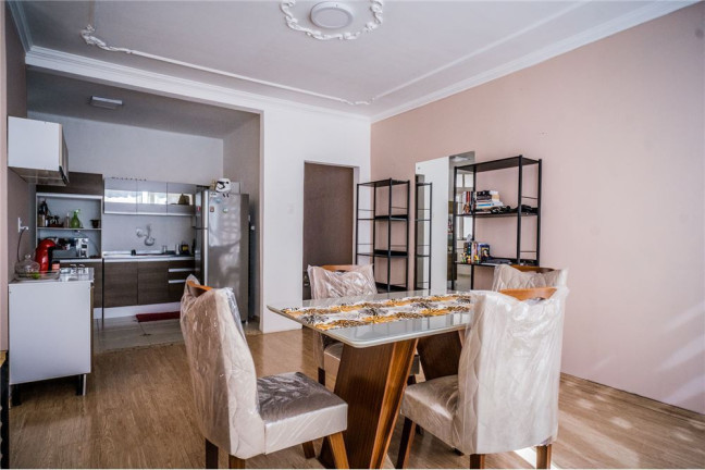 Imagem Imóvel com 2 Quartos à Venda,  em São João - Porto Alegre