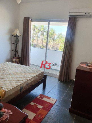 Imagem Sobrado com 4 Quartos à Venda, 250 m² em Balneário Flórida - Praia Grande Imagem Sobrado com 4 Quartos à Venda, 250 m² em Balneário Flórida - Praia Grande