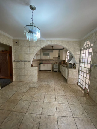 Imagem Casa com 3 Quartos à Venda, 280 m² em Guará I - Brasília Imagem Casa com 3 Quartos à Venda, 280 m² em Guará I - Brasília