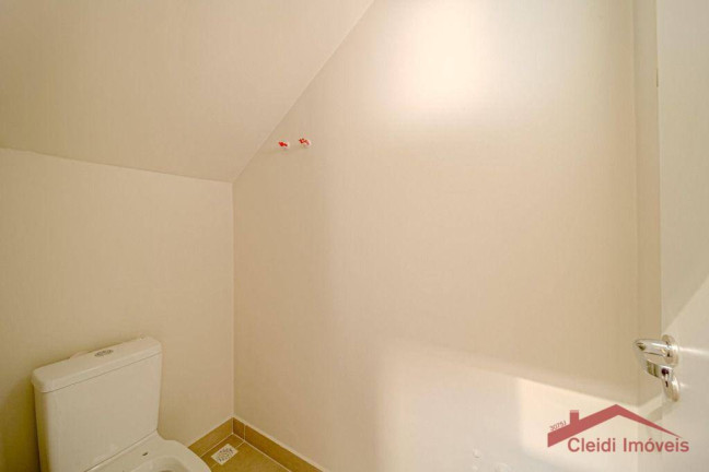 Imagem Casa com 3 Quartos à Venda, 161 m² em Saguaçu - Joinville