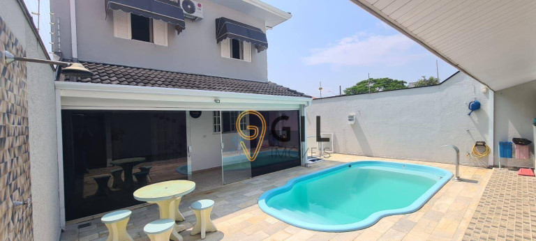 Imagem Sobrado com 3 Quartos à Venda, 242 m² em Villa Branca - Jacareí