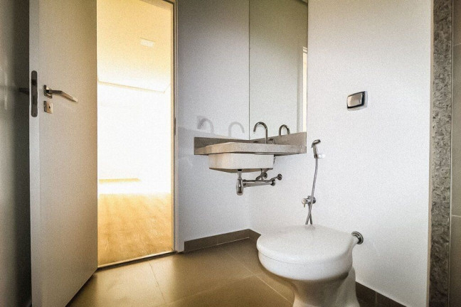 Imagem Imóvel com 2 Quartos à Venda, em Copacabana - Rio De Janeiro Imagem Imóvel com 2 Quartos à Venda, em Copacabana - Rio De Janeiro