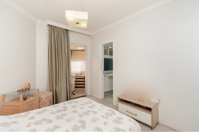 Imagem Apartamento com 3 Quartos à Venda, 112 m² em Moema - São Paulo Imagem Apartamento com 3 Quartos à Venda, 112 m² em Moema - São Paulo