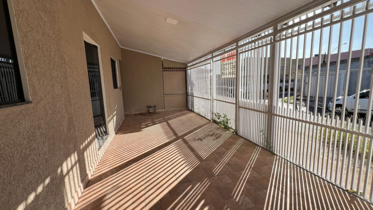 Imagem Casa com 3 Quartos à Venda, 140 m² em Recanto Das Emas - Brasília Imagem Casa com 3 Quartos à Venda, 140 m² em Recanto Das Emas - Brasília