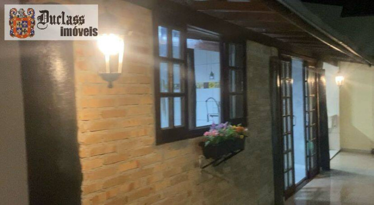 Imagem Casa com 3 Quartos à Venda, 158 m² em Martim De Sá - Caraguatatuba Imagem Casa com 3 Quartos à Venda, 158 m² em Martim De Sá - Caraguatatuba